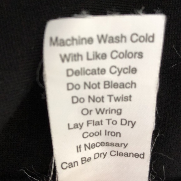 CAbi Sleeveless Top Style 224 - Picture 8 of 8